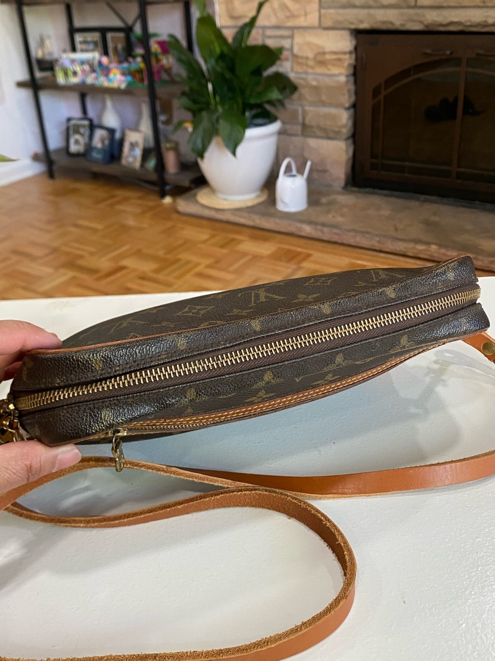 ❤️Louis Vuitton Brown Monogram Clutch - Picture 10 of 13